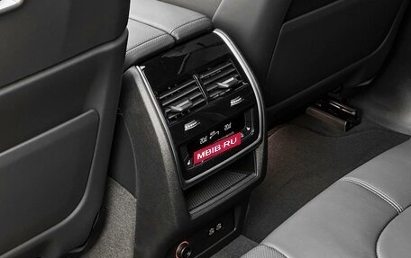 BMW X5 M, 2024 год, 27 000 000 рублей, 34 фотография