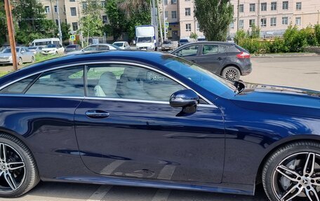 Mercedes-Benz E-Класс, 2019 год, 5 970 000 рублей, 6 фотография