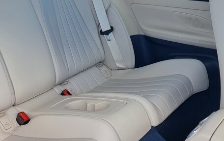 Mercedes-Benz E-Класс, 2019 год, 5 970 000 рублей, 10 фотография