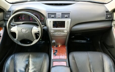 Toyota Camry, 2011 год, 865 000 рублей, 14 фотография