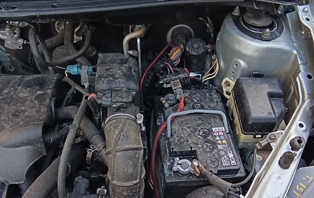 Toyota Ist II, 2005 год, 560 000 рублей, 6 фотография