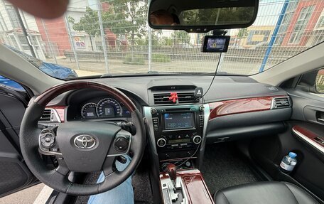 Toyota Camry, 2011 год, 2 050 000 рублей, 5 фотография
