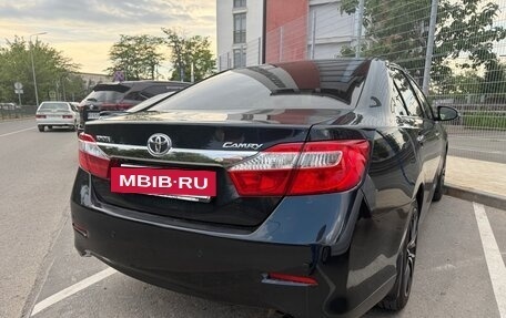 Toyota Camry, 2011 год, 2 050 000 рублей, 4 фотография