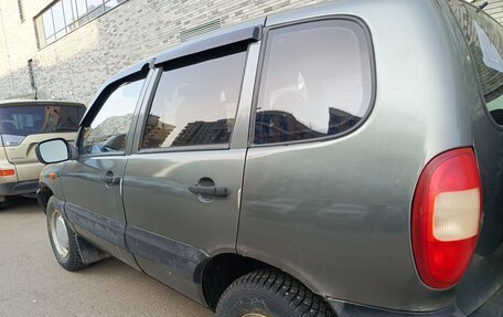 Chevrolet Niva I рестайлинг, 2005 год, 190 000 рублей, 4 фотография