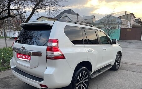 Toyota Land Cruiser Prado 150 рестайлинг 2, 2017 год, 4 850 000 рублей, 7 фотография