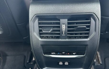 BMW 3 серия, 2021 год, 4 000 000 рублей, 16 фотография