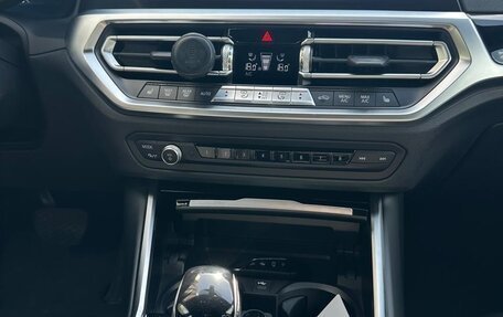 BMW 3 серия, 2021 год, 4 000 000 рублей, 14 фотография