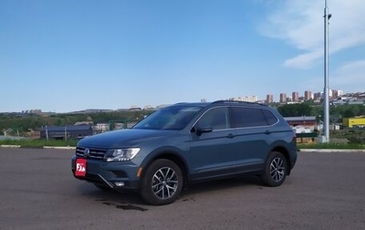 Volkswagen Tiguan II, 2021 год, 2 850 000 рублей, 1 фотография