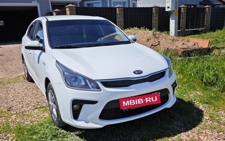 KIA Rio IV, 2017 год, 1 280 000 рублей, 3 фотография