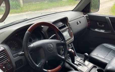 Mitsubishi Pajero III рестайлинг, 2006 год, 800 000 рублей, 6 фотография