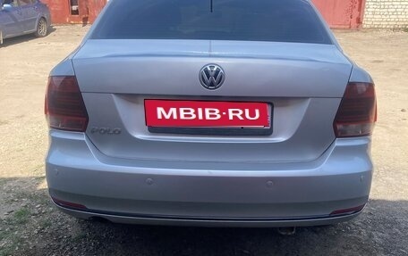 Volkswagen Polo VI (EU Market), 2015 год, 870 000 рублей, 4 фотография