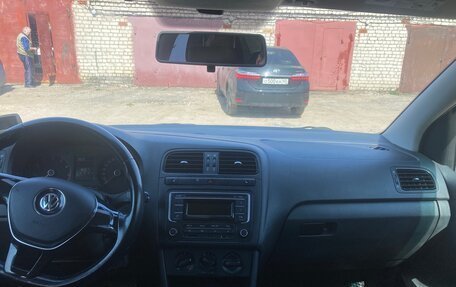 Volkswagen Polo VI (EU Market), 2015 год, 870 000 рублей, 14 фотография