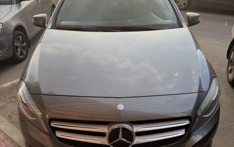 Mercedes-Benz A-Класс, 2013 год, 1 450 000 рублей, 2 фотография