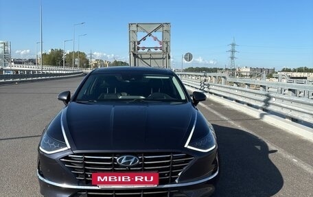 Hyundai Sonata VIII, 2019 год, 2 400 000 рублей, 7 фотография