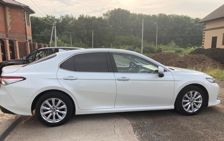 Toyota Camry, 2018 год, 2 750 000 рублей, 7 фотография