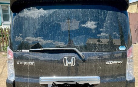 Honda Stepwgn IV, 2011 год, 1 800 000 рублей, 2 фотография