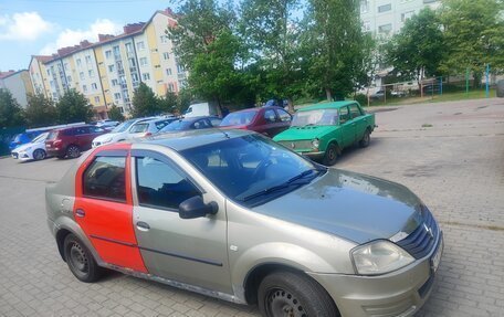Renault Logan I, 2012 год, 400 000 рублей, 2 фотография