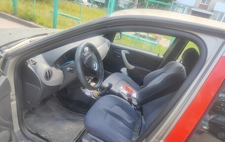 Renault Logan I, 2012 год, 400 000 рублей, 5 фотография