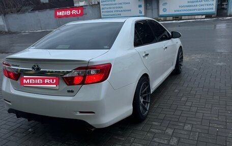 Toyota Camry, 2012 год, 1 800 000 рублей, 2 фотография