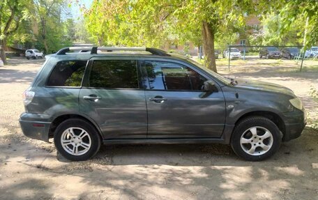 Mitsubishi Outlander III рестайлинг 3, 2002 год, 570 000 рублей, 3 фотография