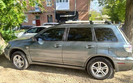 Mitsubishi Outlander III рестайлинг 3, 2002 год, 570 000 рублей, 4 фотография