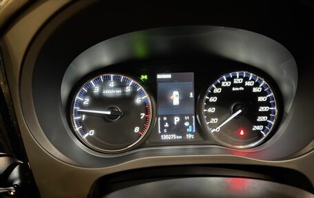Mitsubishi Outlander III рестайлинг 3, 2019 год, 2 450 000 рублей, 13 фотография
