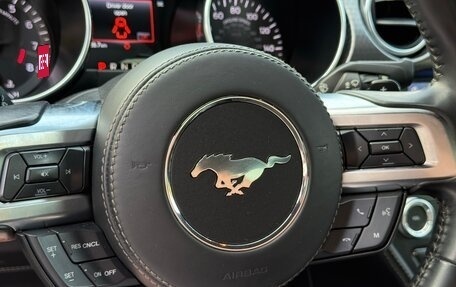 Ford Mustang VI рестайлинг, 2018 год, 4 999 000 рублей, 20 фотография