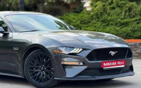 Ford Mustang VI рестайлинг, 2018 год, 4 999 000 рублей, 26 фотография