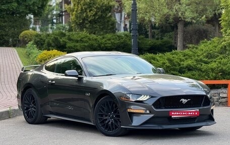 Ford Mustang VI рестайлинг, 2018 год, 4 999 000 рублей, 27 фотография