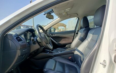 Mazda 6, 2015 год, 1 828 000 рублей, 20 фотография