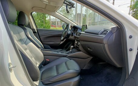 Mazda 6, 2015 год, 1 828 000 рублей, 13 фотография