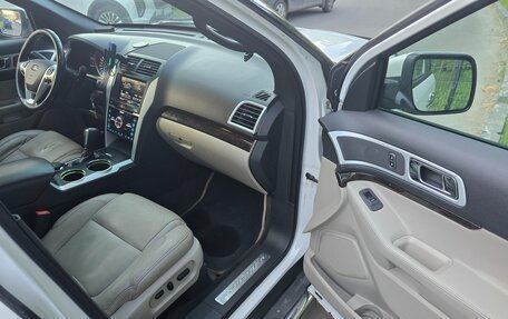 Ford Explorer VI, 2012 год, 1 699 000 рублей, 13 фотография