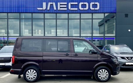 Volkswagen Multivan T6 рестайлинг, 2017 год, 2 999 000 рублей, 4 фотография