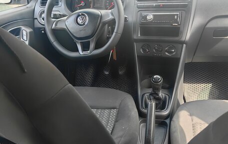 Volkswagen Polo VI (EU Market), 2018 год, 660 000 рублей, 10 фотография