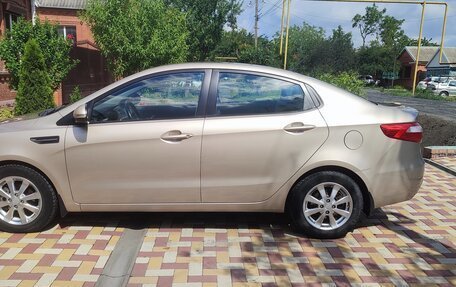 KIA Rio III рестайлинг, 2014 год, 1 200 000 рублей, 3 фотография