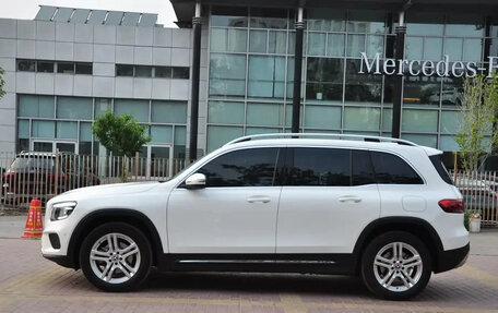 Mercedes-Benz GLB, 2023 год, 2 500 000 рублей, 5 фотография
