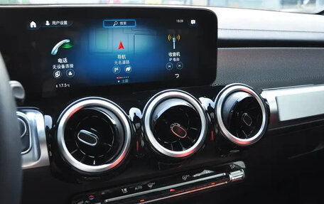 Mercedes-Benz GLB, 2023 год, 2 500 000 рублей, 17 фотография