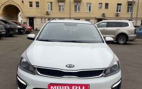 KIA Rio IV, 2018 год, 1 450 000 рублей, 3 фотография