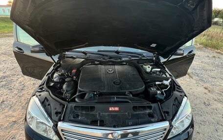 Mercedes-Benz C-Класс, 2010 год, 950 000 рублей, 6 фотография