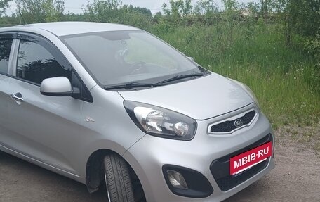 KIA Picanto II, 2014 год, 630 000 рублей, 2 фотография