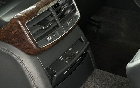 Audi A8, 2016 год, 2 500 000 рублей, 15 фотография