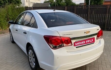 Chevrolet Cruze II, 2014 год, 780 000 рублей, 4 фотография