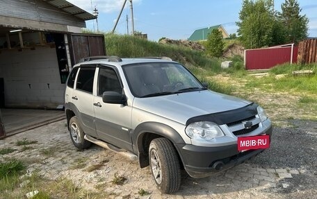 Chevrolet Niva I рестайлинг, 2013 год, 540 000 рублей, 2 фотография
