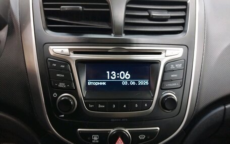 Hyundai Solaris II рестайлинг, 2014 год, 820 000 рублей, 12 фотография