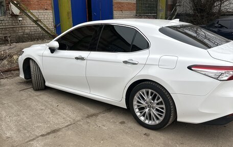 Toyota Camry, 2018 год, 3 100 000 рублей, 13 фотография
