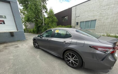 Toyota Camry, 2022 год, 2 400 000 рублей, 2 фотография
