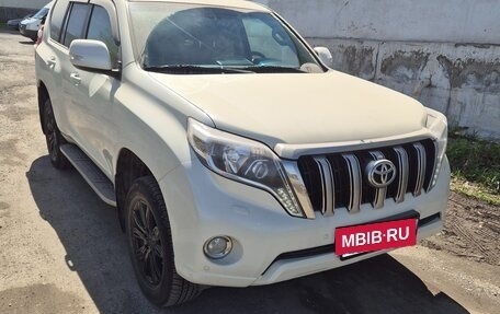 Toyota Land Cruiser Prado 150 рестайлинг 2, 2014 год, 3 290 000 рублей, 2 фотография