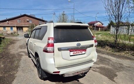 Toyota Land Cruiser Prado 150 рестайлинг 2, 2014 год, 3 290 000 рублей, 5 фотография