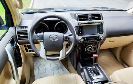 Toyota Land Cruiser Prado 150 рестайлинг 2, 2014 год, 3 149 000 рублей, 7 фотография