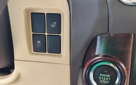 Toyota Land Cruiser Prado 150 рестайлинг 2, 2014 год, 3 149 000 рублей, 17 фотография
